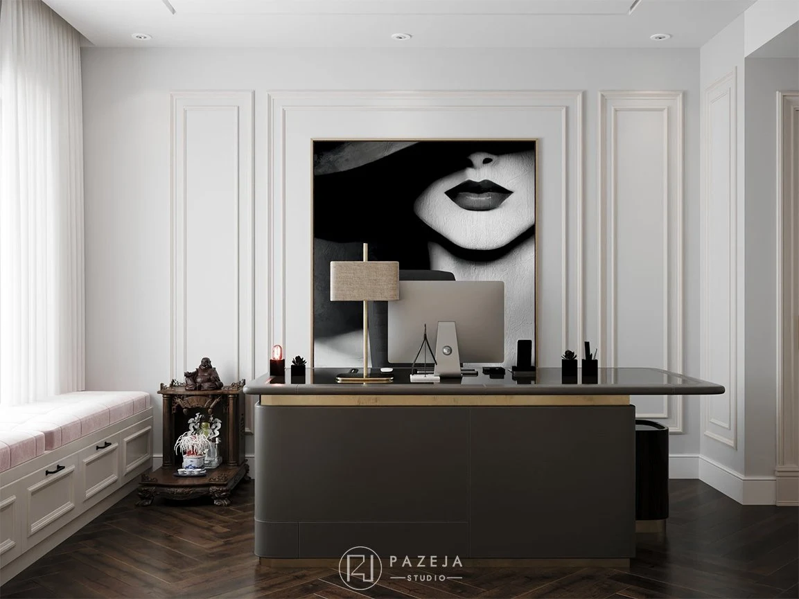 QUEEN CORNER KING PALACE